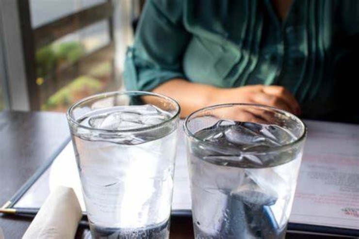 I consigli per bere acqua ghiacciata